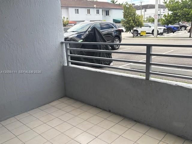 8231 NW 8th St 2-102, Miami, FL 33126