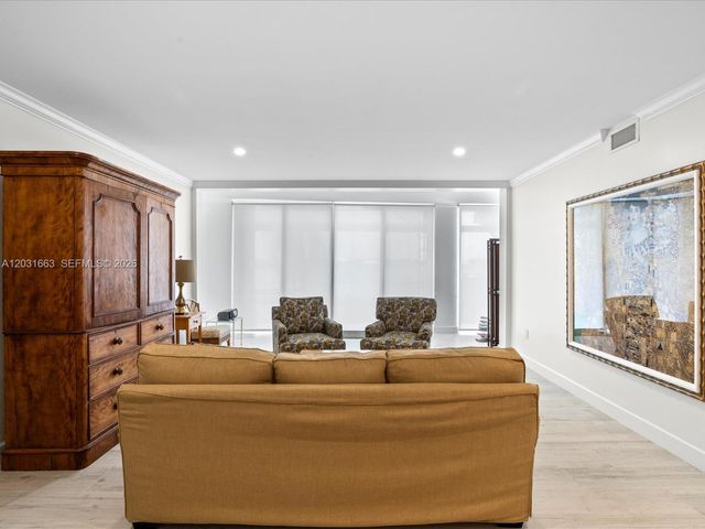 2160 Ibis Isle Road 3, Palm Beach, FL 33480