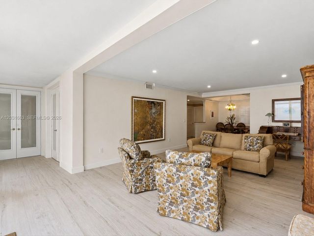 2160 Ibis Isle Road 3, Palm Beach, FL 33480