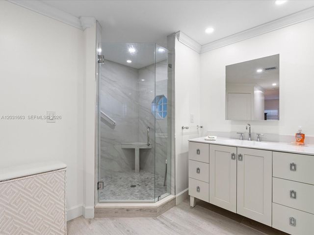 2160 Ibis Isle Road 3, Palm Beach, FL 33480
