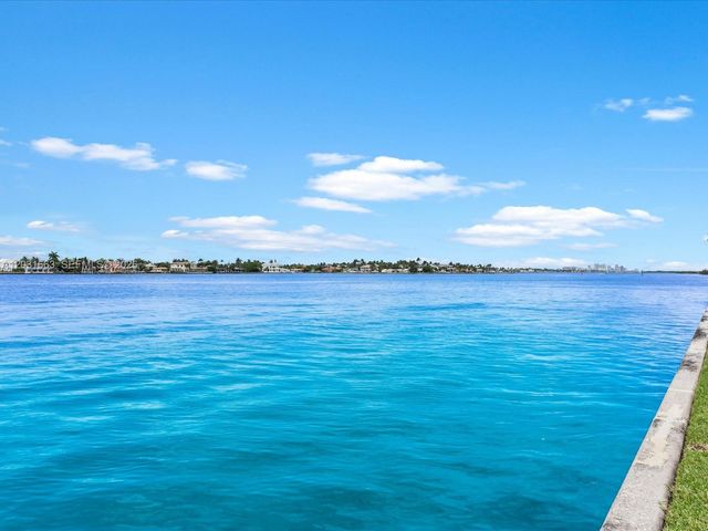 2160 Ibis Isle Road 3, Palm Beach, FL 33480