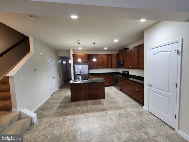 104 O'FLANNERY CT, Martinsburg, WV 25403