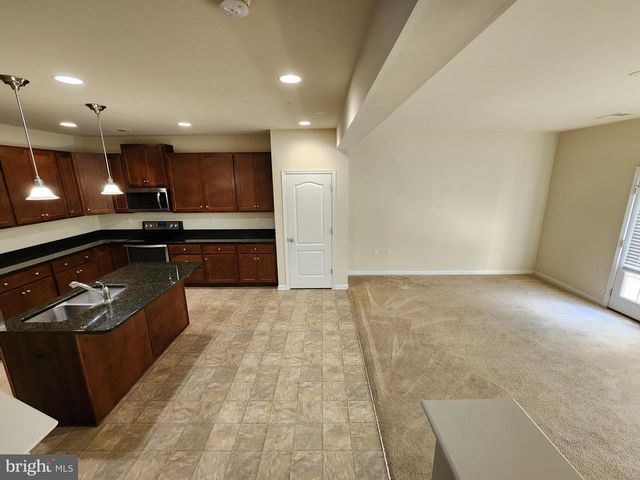 104 O'FLANNERY CT, Martinsburg, WV 25403