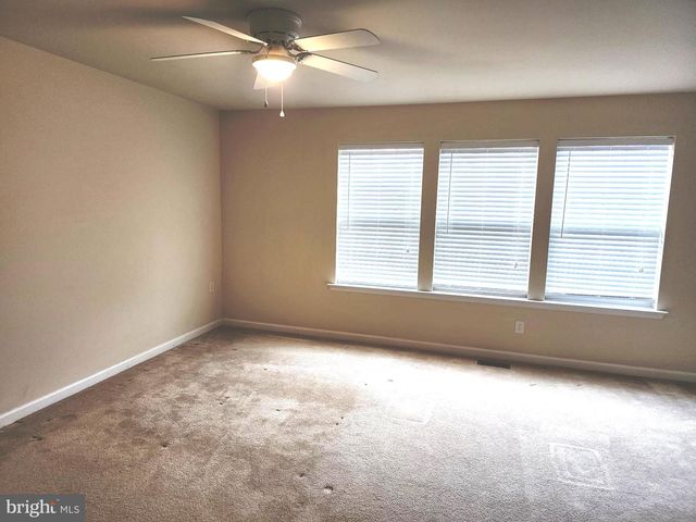 104 O'FLANNERY CT, Martinsburg, WV 25403