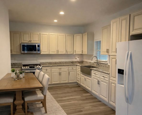 508 Thompson, San Antonio, TX 78225