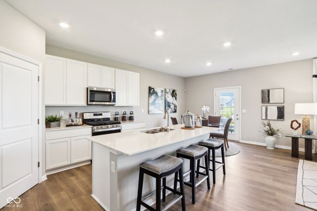 9120 Steinbeck Lane, Indianapolis, IN 46239