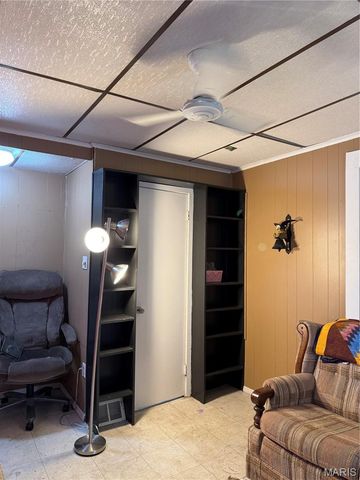 8118 W A Street, Belleville, IL 62223