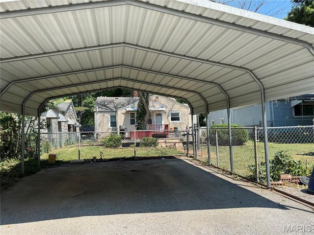 8118 W A Street, Belleville, IL 62223