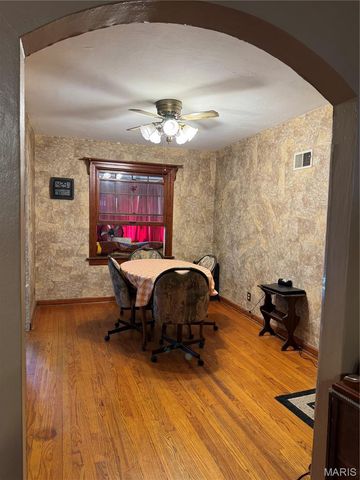 8118 W A Street, Belleville, IL 62223