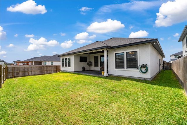 3930 Azali Dr, Corpus Christi, TX 78414