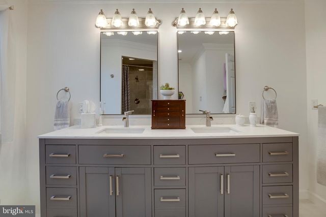 101 SAYLERS CREEK RD, Locust Grove, VA 22508