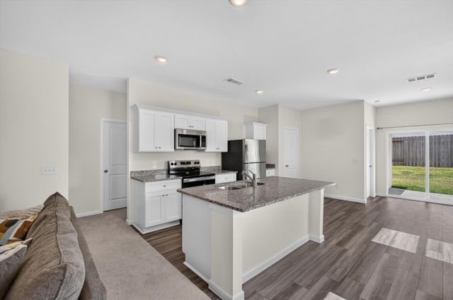 31318 Gayle Prairie Oaks Street, Waller, TX 77484