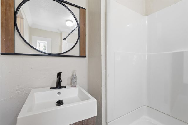 2308 Tanneyhill Lane, Fort Worth, TX 76112