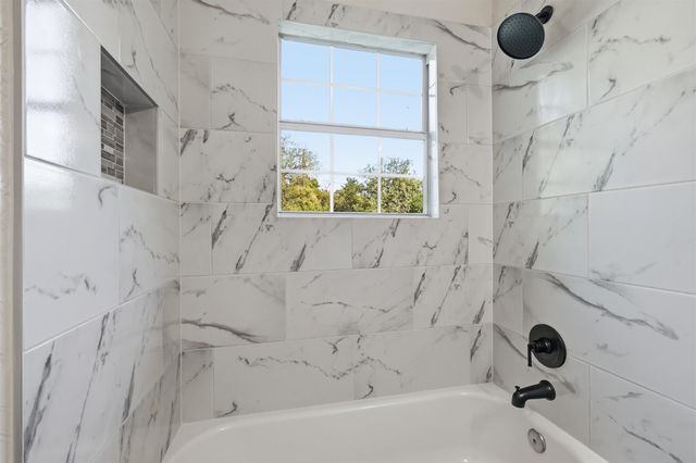 2308 Tanneyhill Lane, Fort Worth, TX 76112