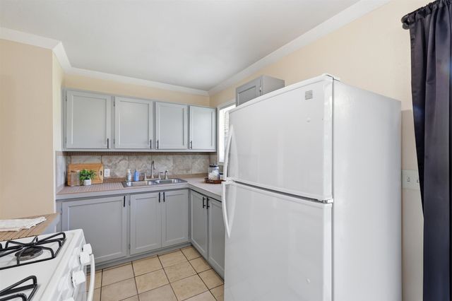 2308 Tanneyhill Lane, Fort Worth, TX 76112