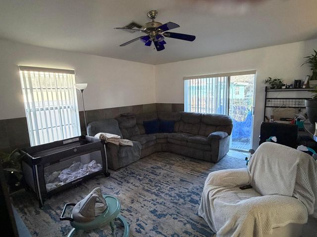 733 N 57th Avenue, Hollywood, FL 33021