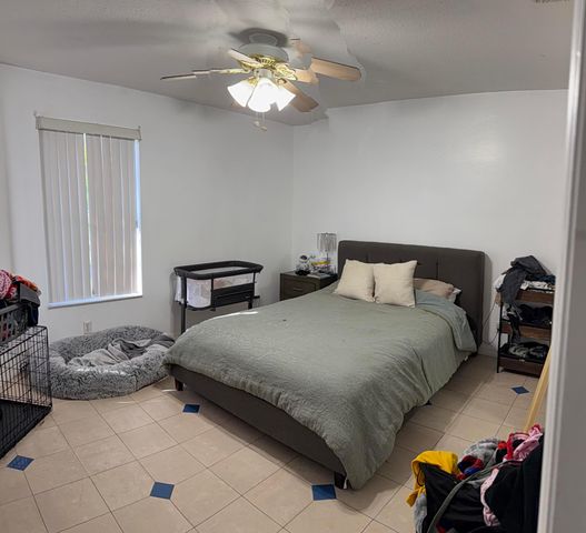 733 N 57th Avenue, Hollywood, FL 33021