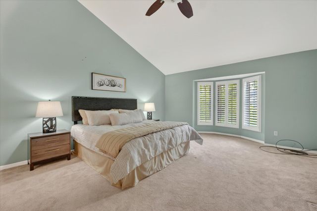 1452 Lockmoor Drive, Troy, MI 48084