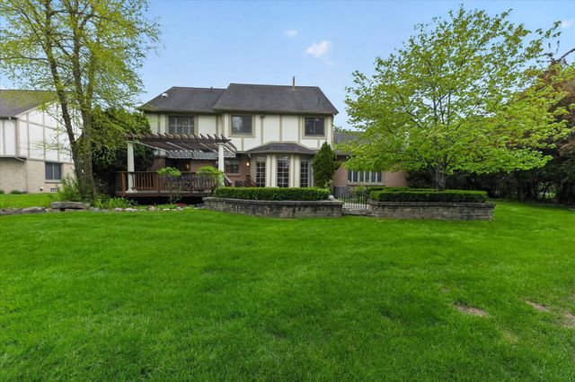 1452 Lockmoor Drive, Troy, MI 48084