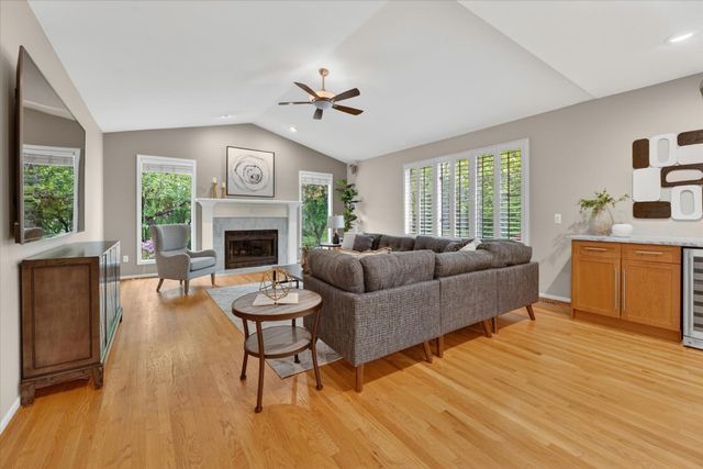1452 Lockmoor Drive, Troy, MI 48084