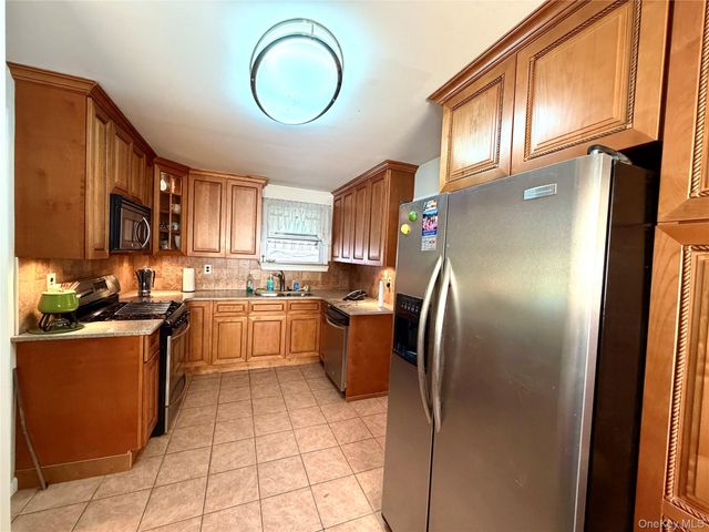 59-41 161st Street, Fresh Meadows, NY 11365