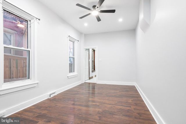 216 N 11TH ST, Reading, PA 19601