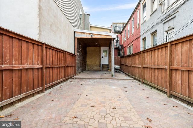 216 N 11TH ST, Reading, PA 19601