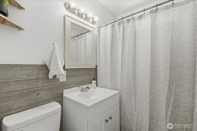3042 Field Street, Longview, WA 98632