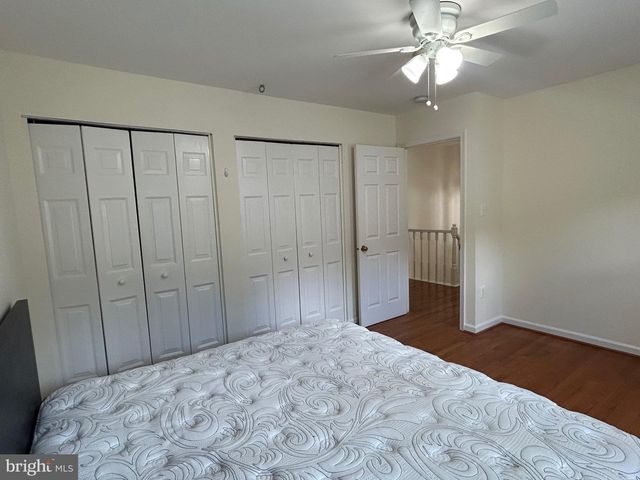 5916 DORCHESTER WAY, North Bethesda, MD 20852