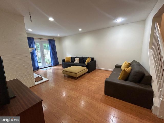 5916 DORCHESTER WAY, North Bethesda, MD 20852
