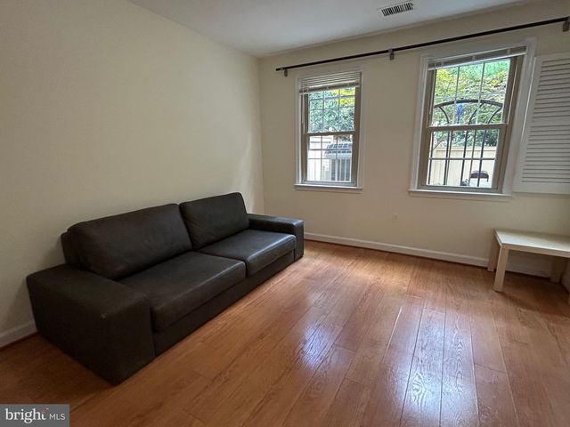 5916 DORCHESTER WAY, North Bethesda, MD 20852