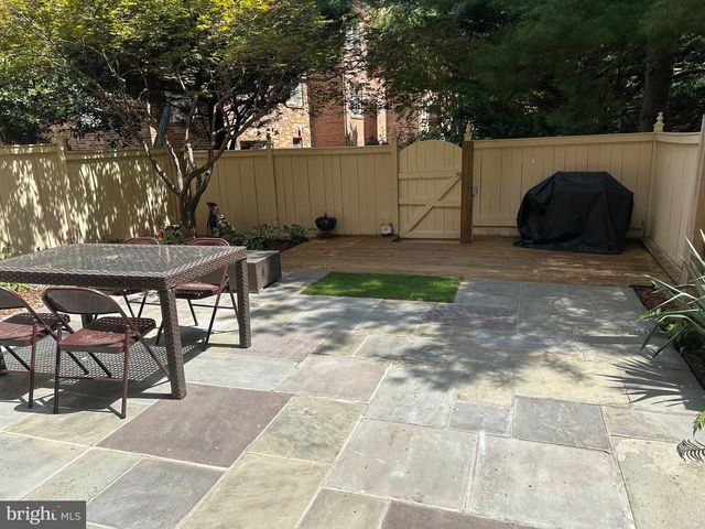 5916 DORCHESTER WAY, North Bethesda, MD 20852