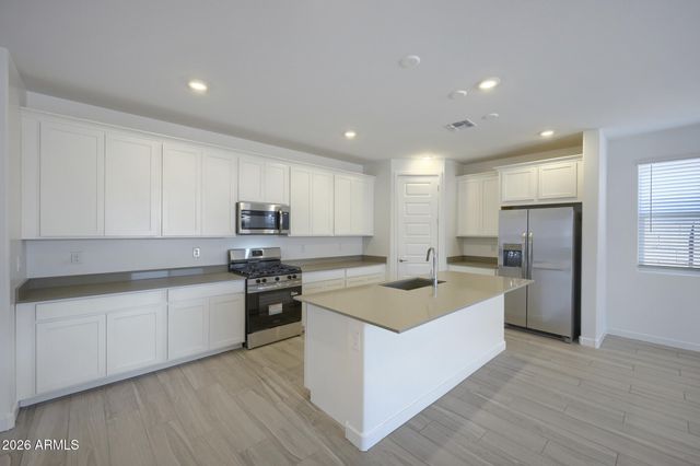 34176 N ARGENTTO Way, San Tan Valley, AZ 85143