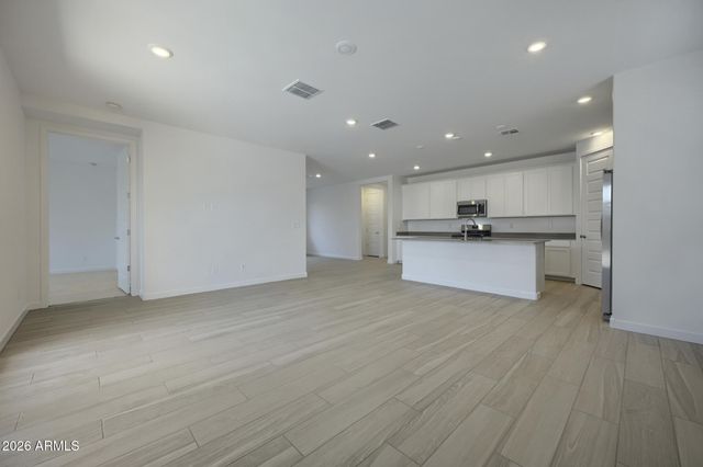 34176 N ARGENTTO Way, San Tan Valley, AZ 85143