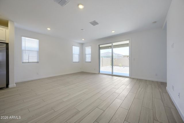 34176 N ARGENTTO Way, San Tan Valley, AZ 85143