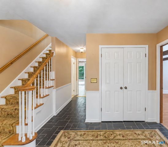2730 Burr Street, Fairfield, CT 06824