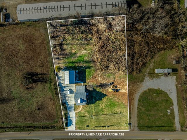 875 State Highway 3106, Monticello, KY 42633