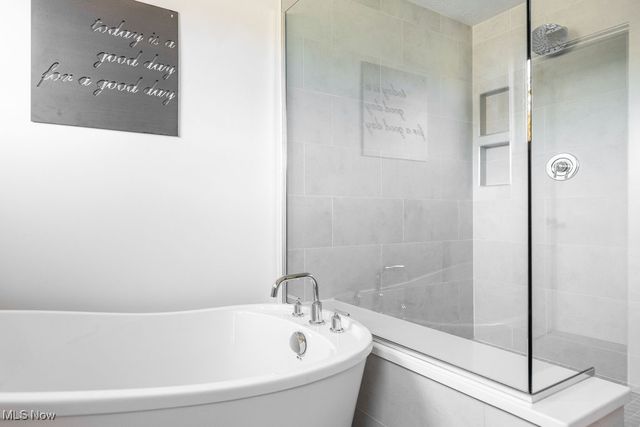 3711 Braemar Drive, Broadview Heights, OH 44147