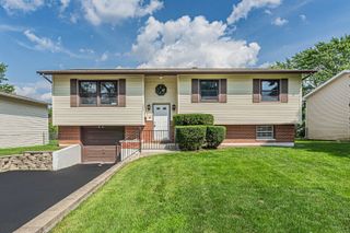 6887 Meadowbrook Lane, Hanover Park, IL 60133