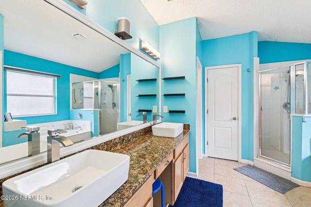 9429 ADELAIDE Drive, Jacksonville, FL 32244