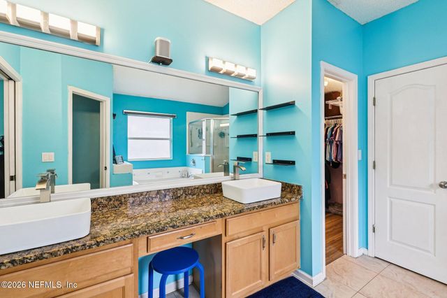 9429 ADELAIDE Drive, Jacksonville, FL 32244