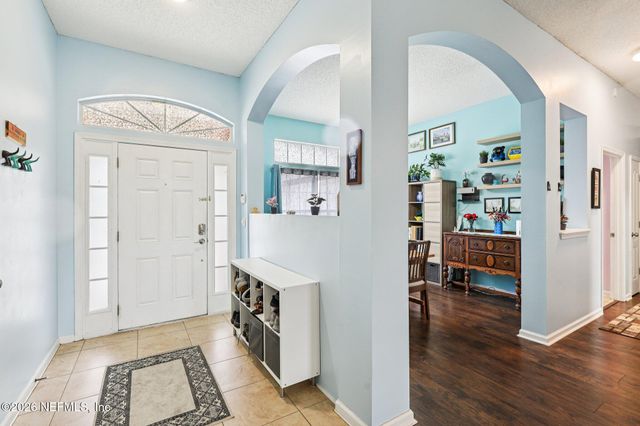 9429 ADELAIDE Drive, Jacksonville, FL 32244