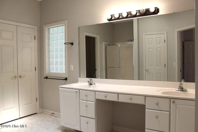 929 Cardinal Place, Vass, NC 28394