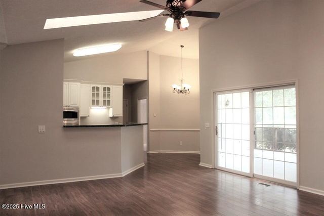 929 Cardinal Place, Vass, NC 28394