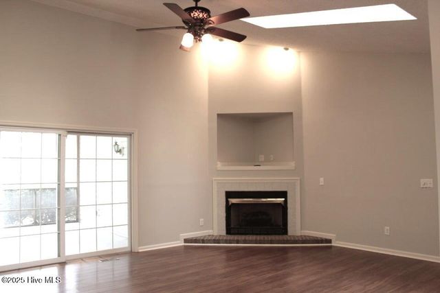 929 Cardinal Place, Vass, NC 28394