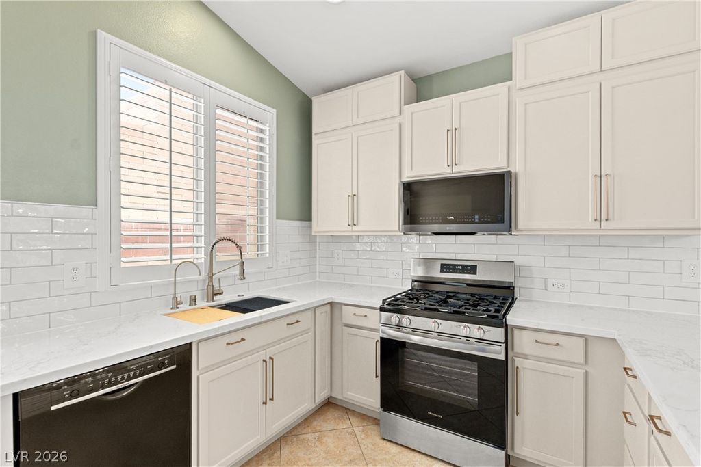 6749 Kostner Street, Las Vegas, NV 89149 — photo 3