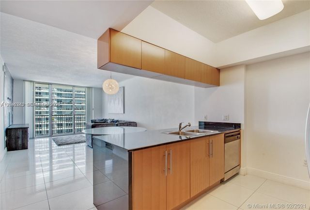 1750 N Bayshore Drive 4609, Miami, FL 33132