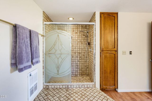 174 Hummingbird Lane, Talent, OR 97540