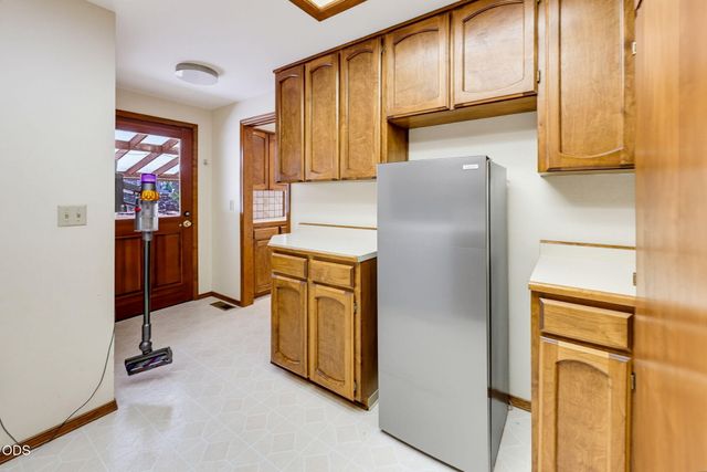 174 Hummingbird Lane, Talent, OR 97540