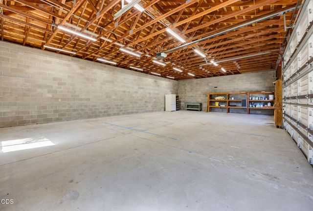 174 Hummingbird Lane, Talent, OR 97540